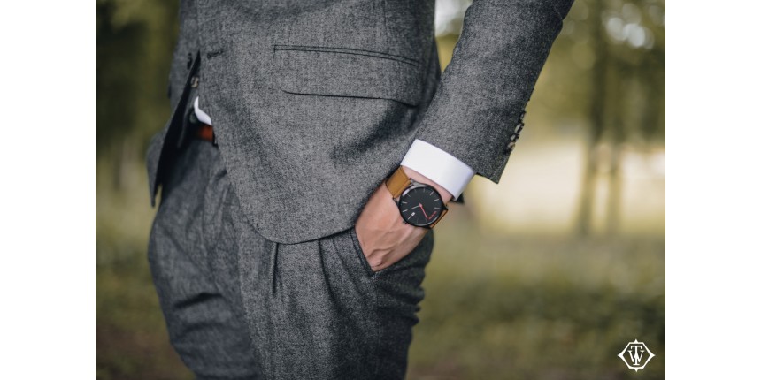 Top 5 Reasons a True Gentleman Always Wears a Wristwatch